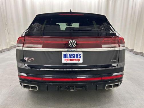 2025 Volkswagen Atlas Cross Sport 2.0T SEL Premium