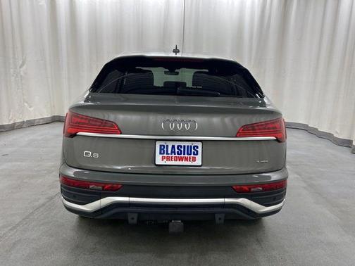 Chronos Gray Metallic 2023 Audi Q5 45 S line Premium Plus
