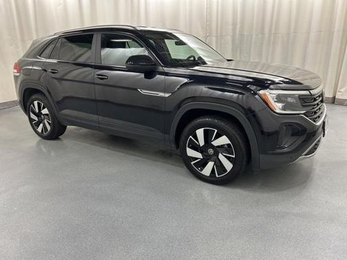 2024 Volkswagen Atlas Cross Sport 2.0T SE w/Technology 4MOTION
