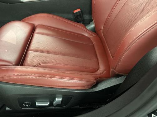 2023 BMW 330 xDrive