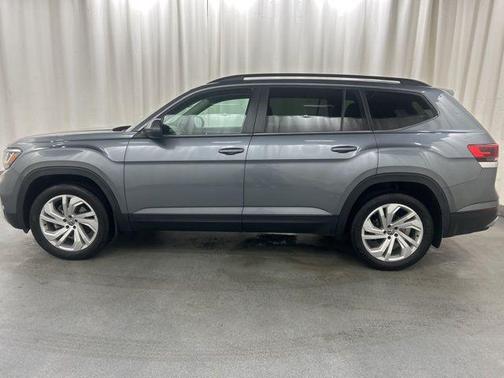 2021 Volkswagen Atlas 3.6L SE w/Technology