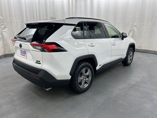 2023 Toyota RAV4 Hybrid XLE