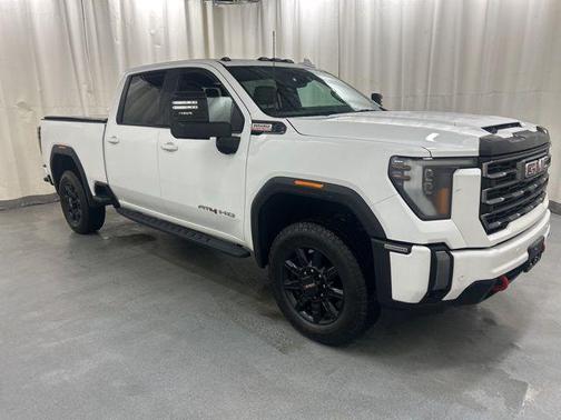 2024 GMC Sierra 2500 AT4
