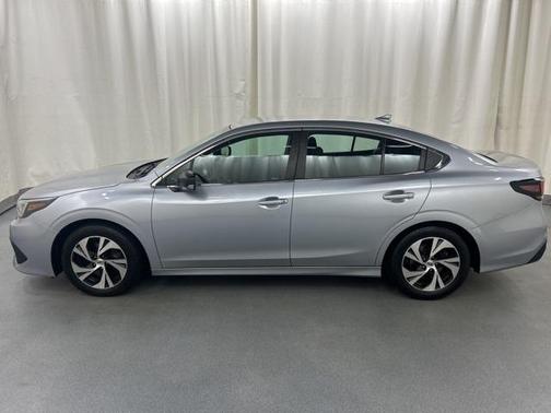 2022 Subaru Legacy Base