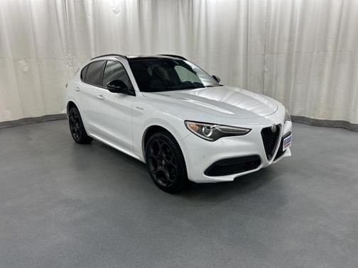 2022 Alfa Romeo Stelvio Ti