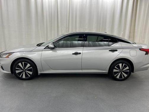 2021 Nissan Altima 2.5 SL
