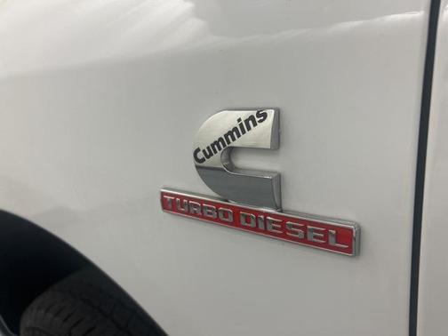 2022 RAM 3500 Big Horn Crew Cab 4x4 8' Box