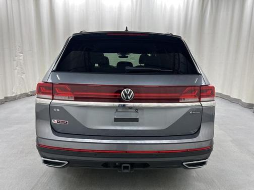 2024 Volkswagen Atlas 2.0T SE w/Technology 4MOTION
