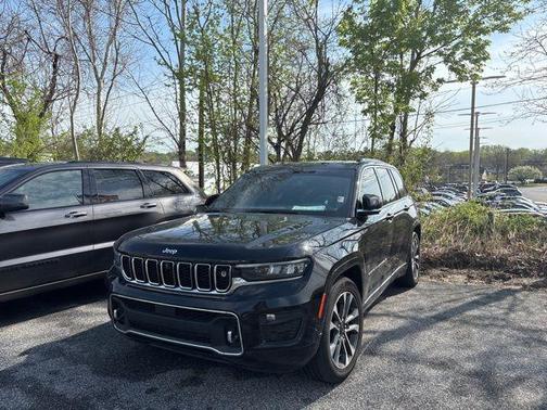2022 Jeep Grand Cherokee Overland