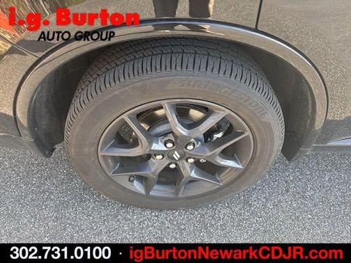 DB Black Crystal Clearcoat 2026 Dodge Durango GT HEMI V8