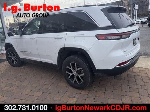 2024 Jeep Grand Cherokee L Laredo