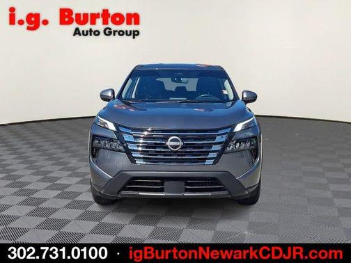 Gun Metallic 2025 Nissan Rogue SV