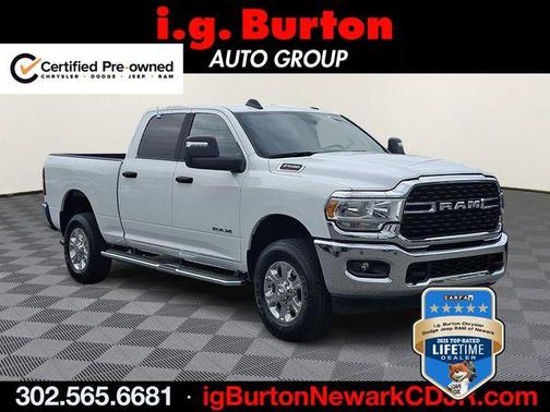 Bright White Clearcoat 2024 RAM 2500 Big Horn