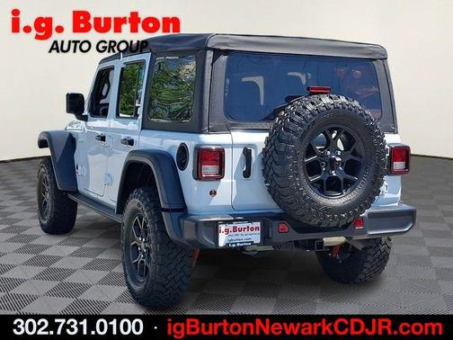 Bright White Clearcoat 2025 Jeep Wrangler Sport