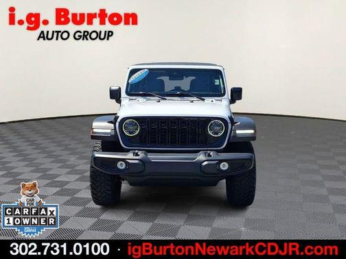 Bright White Clearcoat 2025 Jeep Wrangler Sport