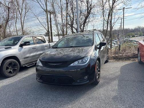 2020 Chrysler Pacifica Touring-L Plus