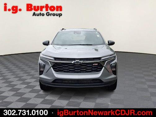 Sterling Gray Metallic 2025 Chevrolet Trax 2RS