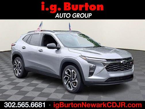 Sterling Gray Metallic 2025 Chevrolet Trax 2RS