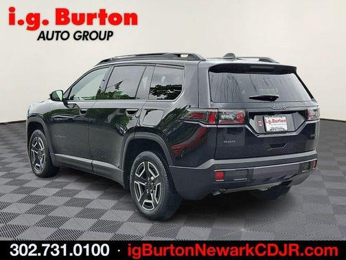 Diamond Black 2026 Jeep Cherokee LAREDO/LIMITED