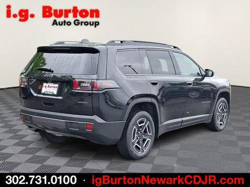 Diamond Black 2026 Jeep Cherokee LAREDO/LIMITED