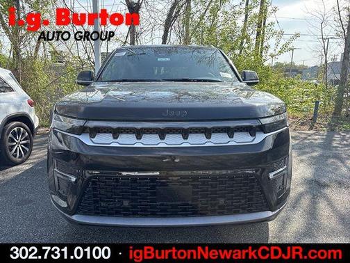 2026 Jeep Grand Wagoneer Base