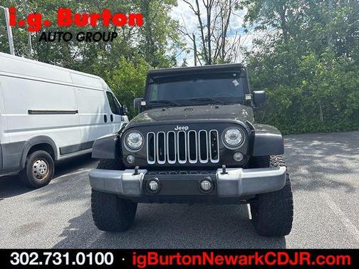 Black Clearcoat 2017 Jeep Wrangler Unlimited Sahara