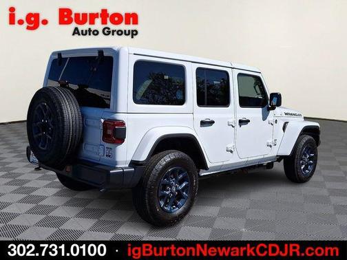 Bright White Clearcoat 2026 Jeep Wrangler Sport