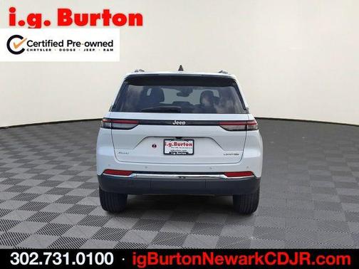 Bright White Clearcoat 2023 Jeep Grand Cherokee Limited
