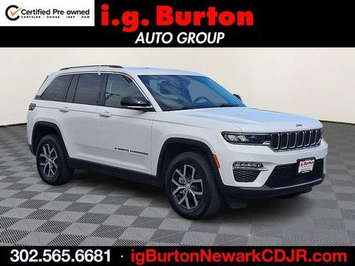Bright White Clearcoat 2023 Jeep Grand Cherokee Limited