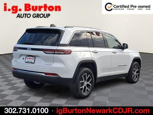 Bright White Clearcoat 2023 Jeep Grand Cherokee Limited