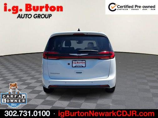 Bright White Clearcoat 2023 Chrysler Pacifica Touring-L
