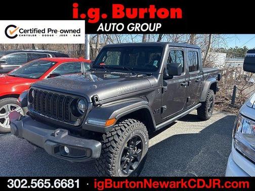 Granite Crystal Clearcoat Metallic 2025 Jeep Gladiator Sport