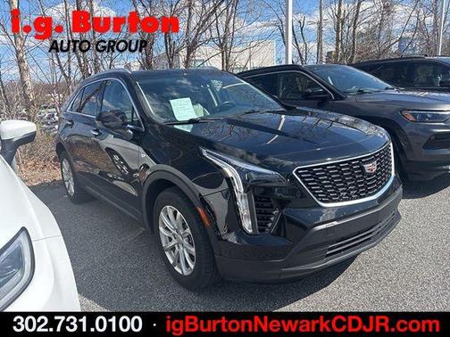 Stellar Black Metallic 2023 Cadillac XT4 Luxury