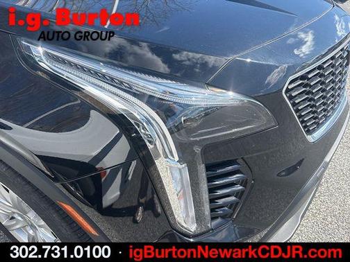 Stellar Black Metallic 2023 Cadillac XT4 Luxury