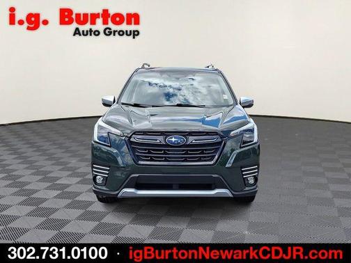 Cascade Green Silica 2023 Subaru Forester Touring
