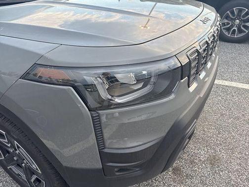 Sting Gray Clearcoat 2026 Jeep Cherokee LAREDO/LIMITED