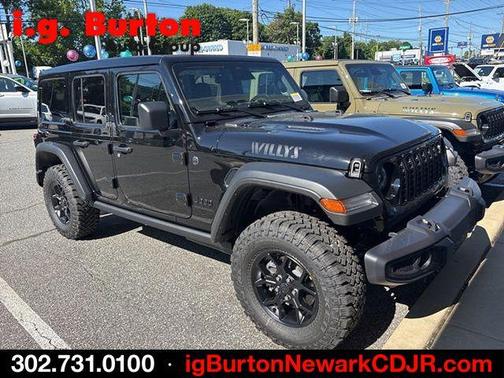 Black Clearcoat 2026 Jeep Wrangler Sport
