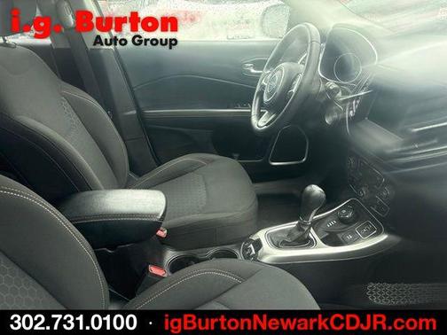 White Clearcoat 2019 Jeep Compass Sport