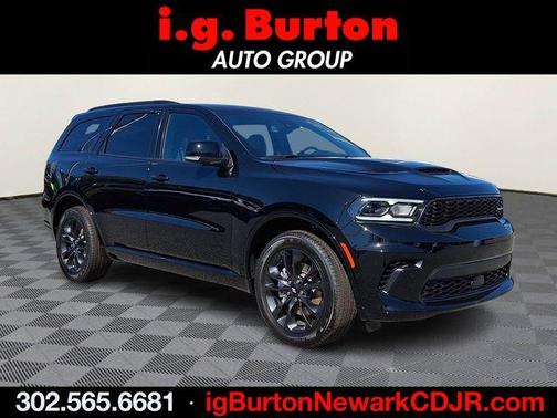 DB Black Crystal Clearcoat 2026 Dodge Durango GT