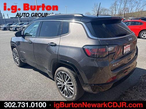 Granite Crystal Clearcoat Metallic 2022 Jeep Compass Limited