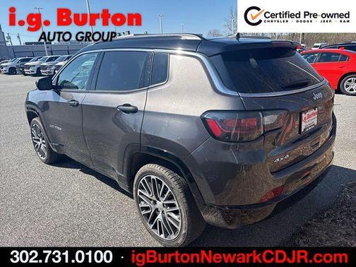 Granite Crystal Clearcoat Metallic 2022 Jeep Compass Limited