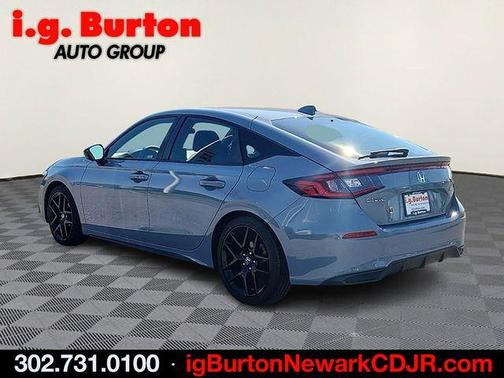 White 2022 Honda Civic Sport