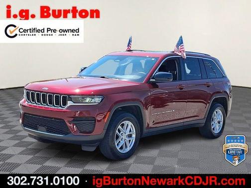 Velvet Red Pearlcoat 2023 Jeep Grand Cherokee Laredo