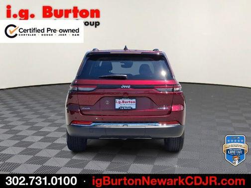 Velvet Red Pearlcoat 2023 Jeep Grand Cherokee Laredo