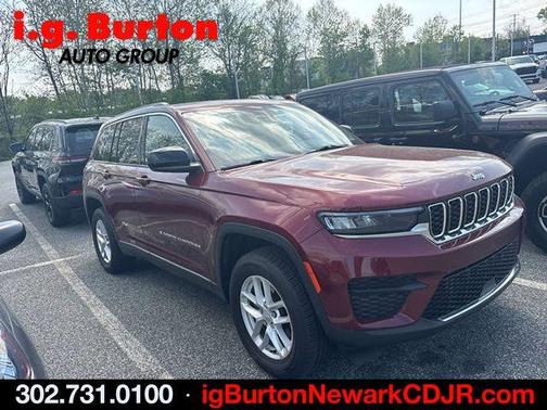 Velvet Red Pearlcoat 2023 Jeep Grand Cherokee Laredo