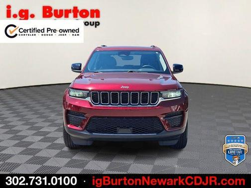 Velvet Red Pearlcoat 2023 Jeep Grand Cherokee Laredo