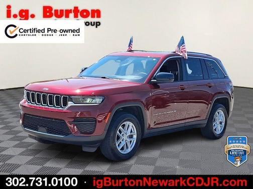 Velvet Red Pearlcoat 2023 Jeep Grand Cherokee Laredo