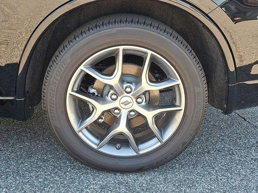 DB Black Crystal Clearcoat 2026 Dodge Durango GT Premium HEMI V8