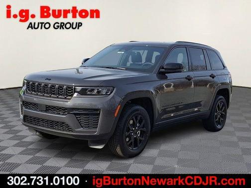 2026 Jeep Grand Cherokee Laredo