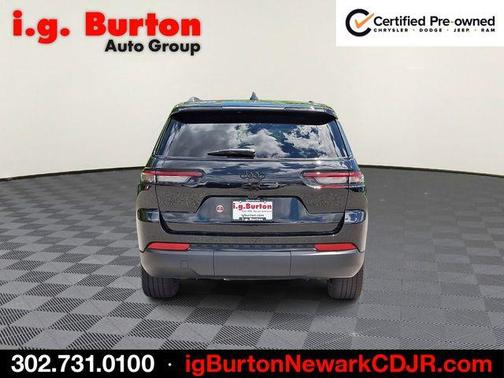 Diamond Black 2025 Jeep Grand Cherokee L Laredo